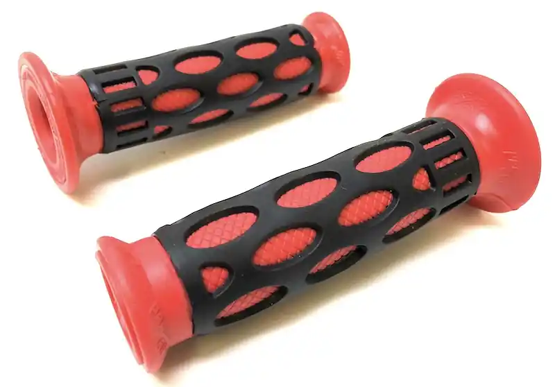 Lenker Griffgummis TUNING Griffe rot schwarz Roller Scooter Motorrad Knallerangebot