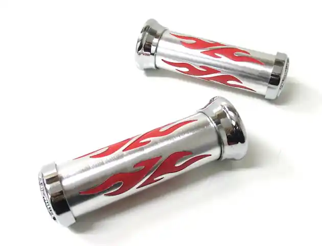 Lenker Griffgummis TUNING Griffe Tribe rot chrom Flammen Roller Scooter Motorrad Geprüft