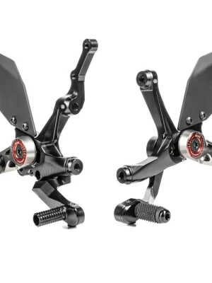 Nur Heute Gilles Fußrastenanlage MUE2 verstellbar ABE passend für Ducati Streetfighter V2 (3F) - Modelle (2022-2024)