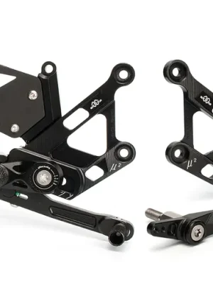 Gilles Fußrastenanlage MUE2 verstellbar ABE passend für Yamaha MT-10 / SP (RN45) - Modelle (2016-2021) Bestpreis